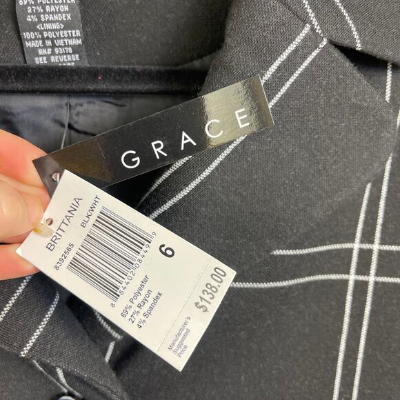 Women's Grace Brittania Black and White Plaid Blazer New with Tags Size 6 - Picture 5 of 6